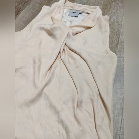 Asos Creamy Beige Sleeveless Drapey Blouse - Picture 4 of 10